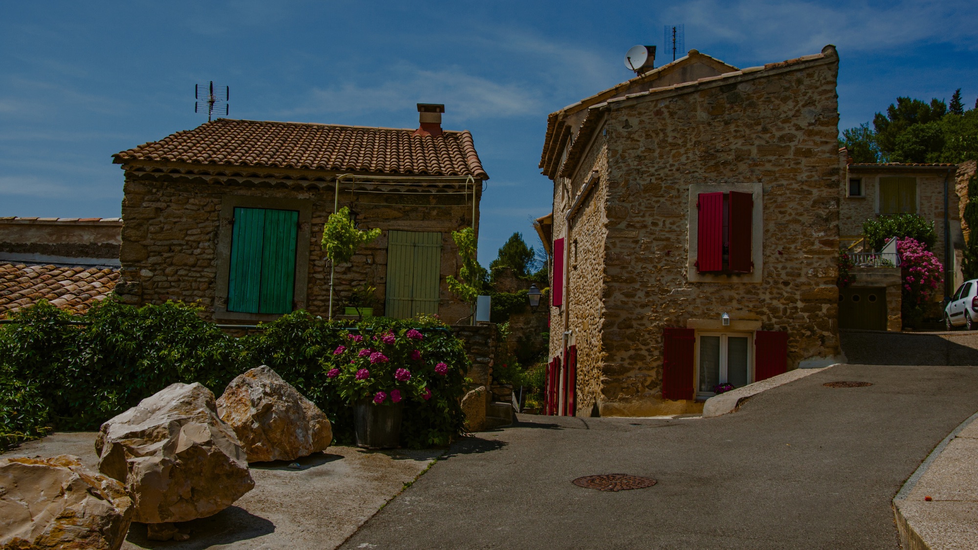 Vignoble de Châteauneuf-du-Pape parcouru à vélo électrique